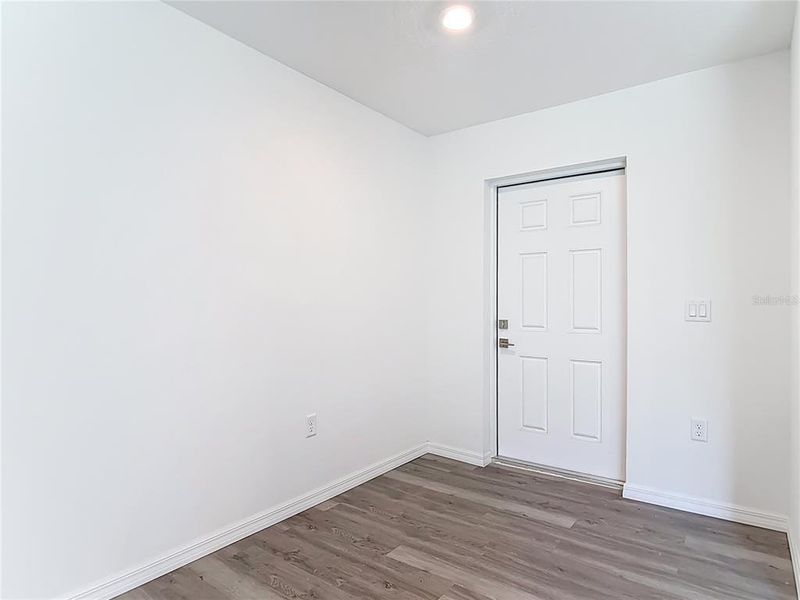 Spacious, unfurnished interior of a new home in , North Port (Image 28).