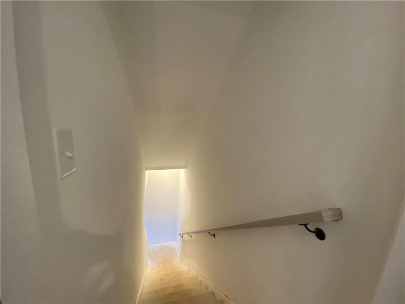 Spacious, unfurnished interior of a new home in Creekside, Dawsonville (Image 14).