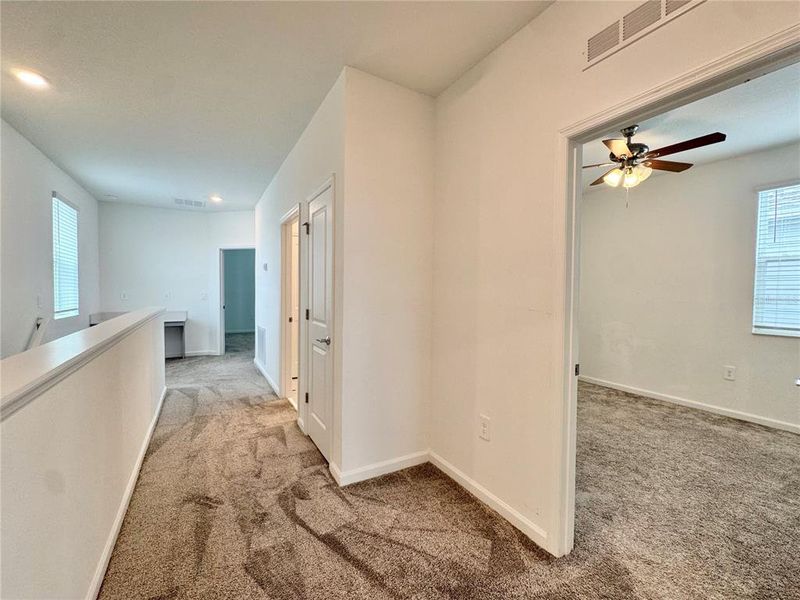 Spacious, unfurnished interior of a new home in , St. Cloud (Image 18).