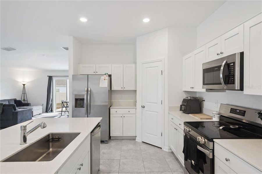 Furnished interior view inside a new home in Lawson Dunes, Haines City (Image 11).