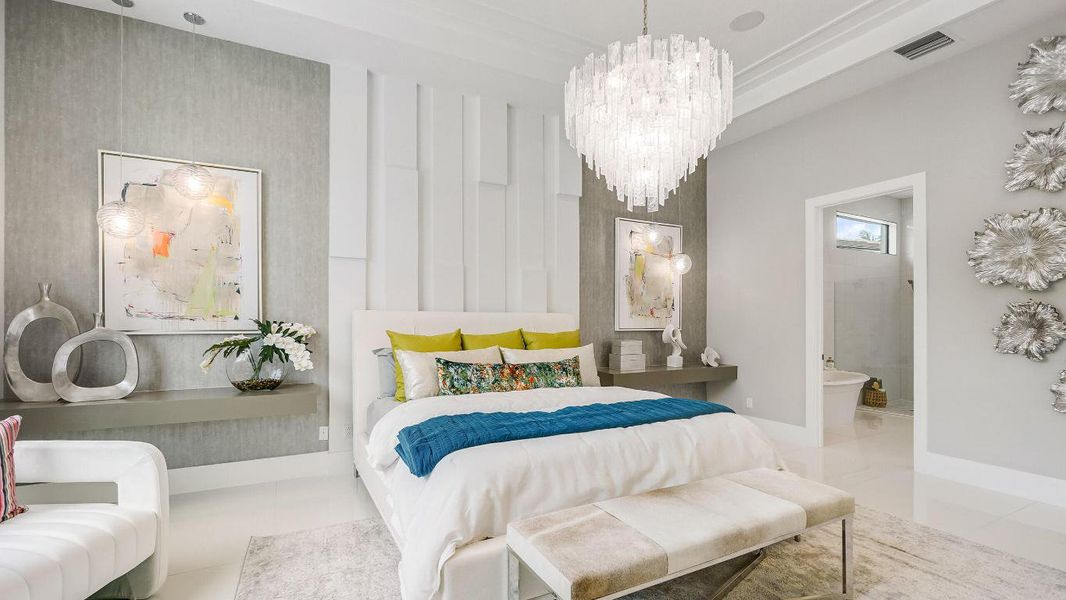 Model Photo used for reference Model Photo used for reference