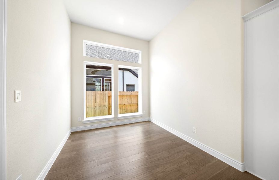 Representative unfurnished interior of a home built from the 3030AU by Ravenna Homes in Audubon 60′, Magnolia (Image 22).
