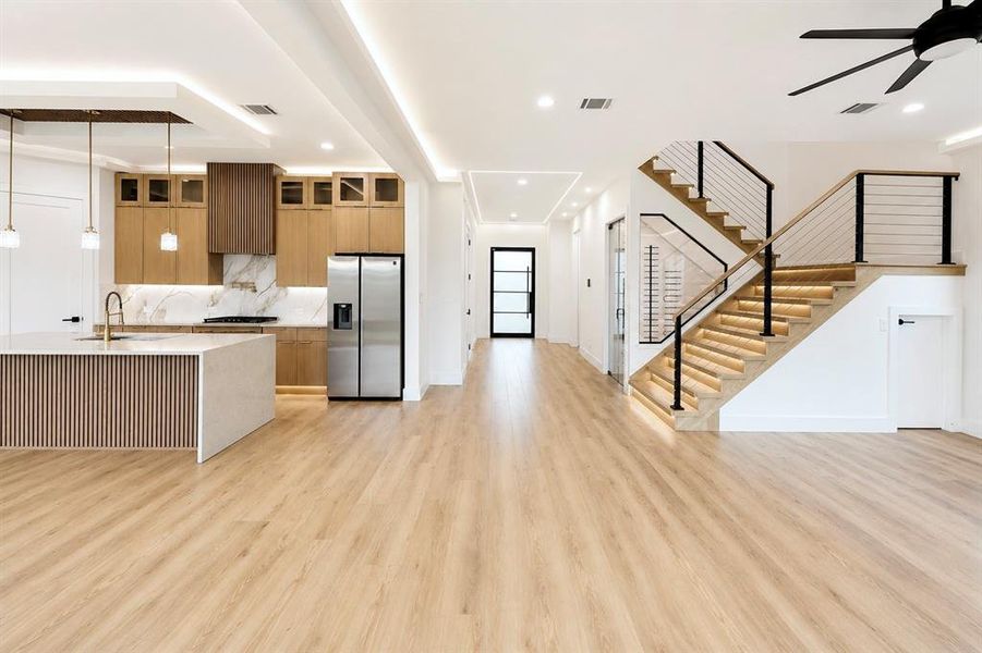 Furnished interior view inside a new home in , Dallas (Image 13).