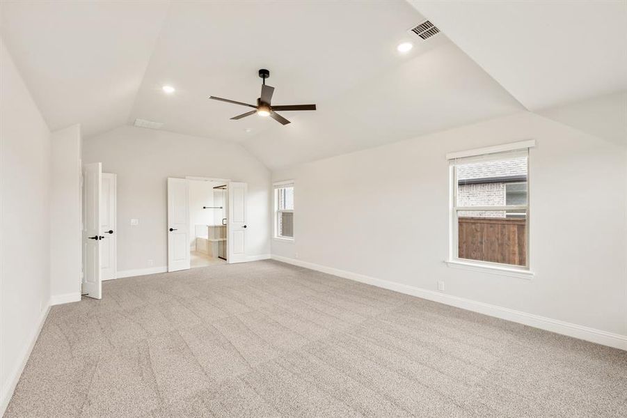Spacious, unfurnished interior of a new home in Silo Mills, Joshua (Image 31). Spacious, unfurnished interior of a new home in Silo Mills, Joshua (Image 31).