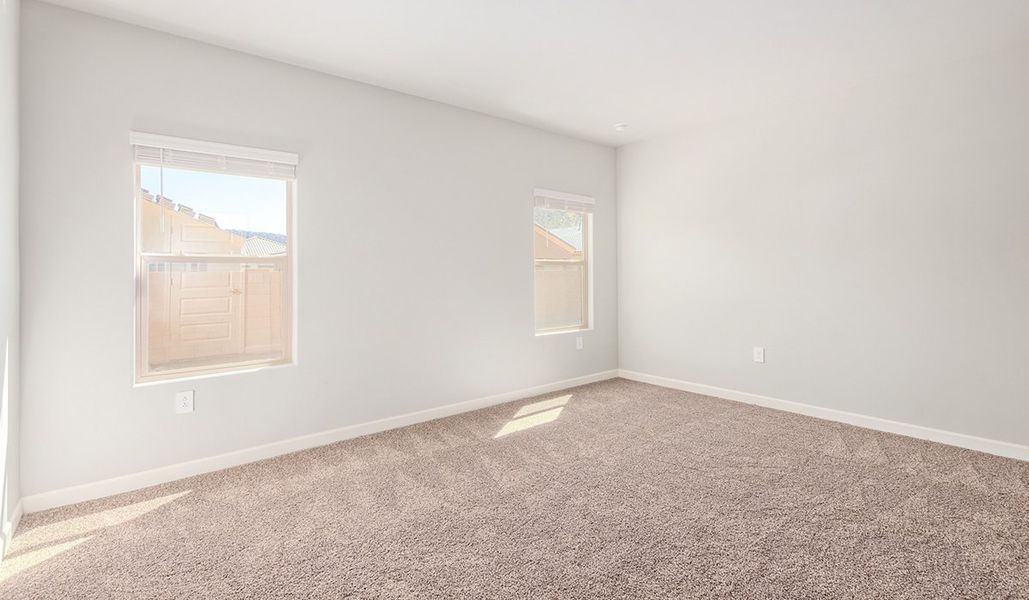 Spacious, unfurnished interior of a new home in Sycamore Vista, Vail (Image 23).