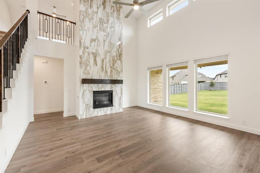 Spacious, unfurnished interior of a new home in Union Park Classic 60, Little Elm (Image 28). Spacious, unfurnished interior of a new home in Union Park Classic 60, Little Elm (Image 28).
