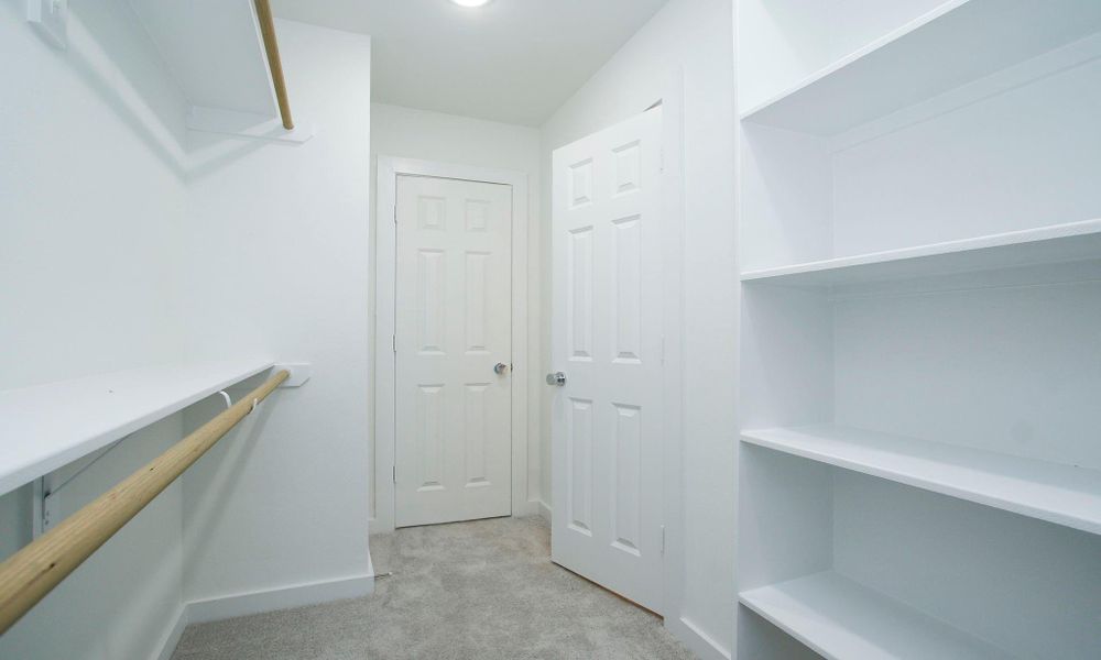 Image 18 of a home in .