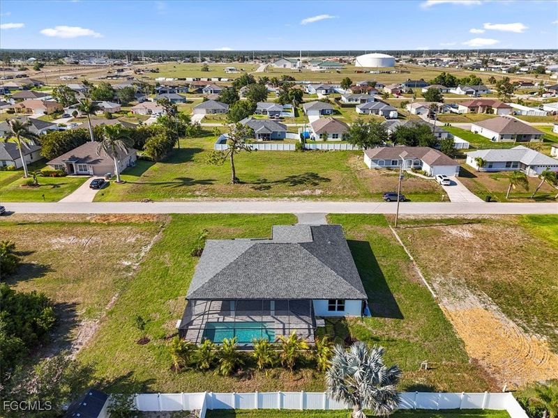 Image 34 of a home in Cape Coral.