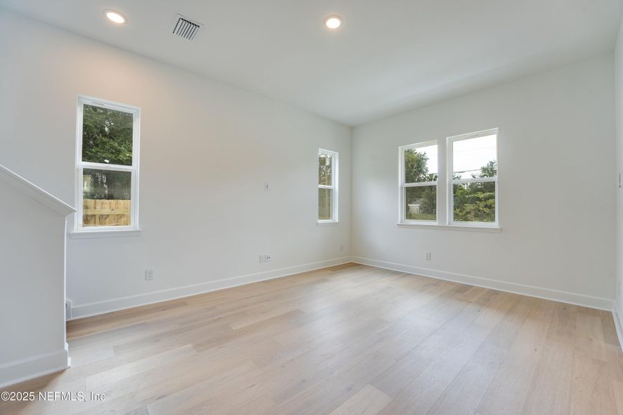 Spacious, unfurnished interior of a new home in , Jacksonville (Image 27). Spacious, unfurnished interior of a new home in , Jacksonville (Image 27).