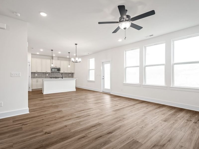 Spacious, unfurnished interior of a new home in Woods Crossing, Gallatin (Image 22).