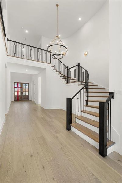 36. 610 Apogee - Stairs