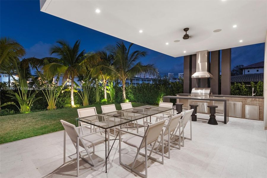 Community amenities in , Hallandale Beach (Image 32).