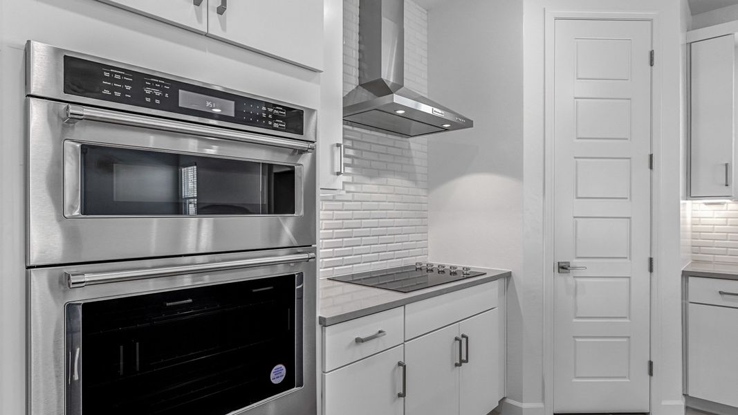 Furnished interior view inside a new home in Prada, Phoenix (Image 12). Furnished interior view inside a new home in Prada, Phoenix (Image 12).