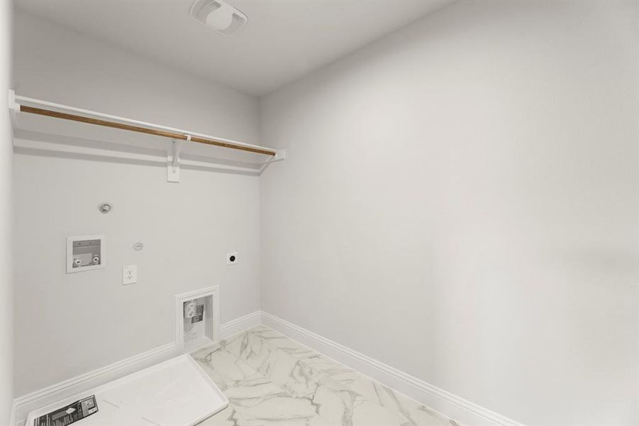 19. 6949 Mustang Isle - Utility 19. 6949 Mustang Isle - Utility