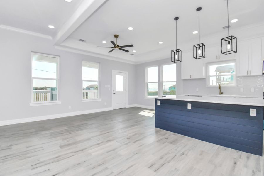 Spacious, unfurnished interior of a new home in , Dickinson (Image 33).