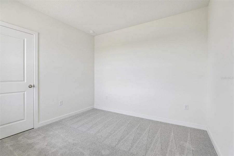 Spacious, unfurnished interior of a new home in Hamilton Bluff, Haines City (Image 20).