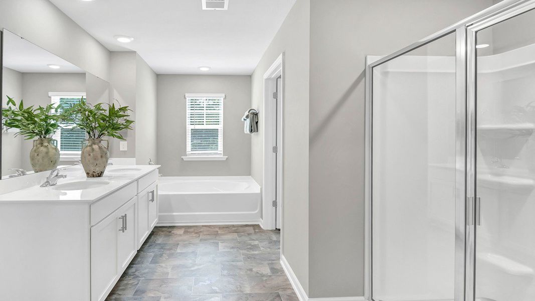 Furnished interior view inside a new home in Leatherstone, Blythewood (Image 34).