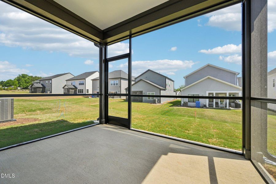 44-web-or-mls-Ken Dr-S1704-044