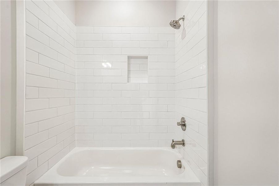 Close-up of interior finishes inside a home in Waterside Townhomes, Peachtree Corners (Image 23).