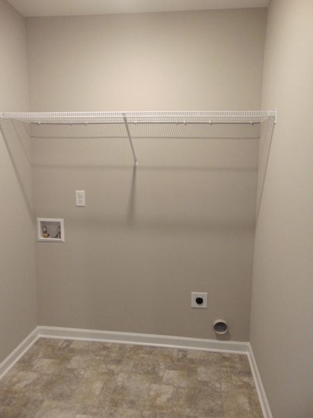 Spacious, unfurnished interior of a new home in Evergreen Farms, Murfreesboro (Image 13).