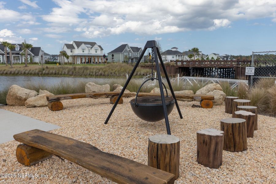 Community amenities in , Jacksonville (Image 49).