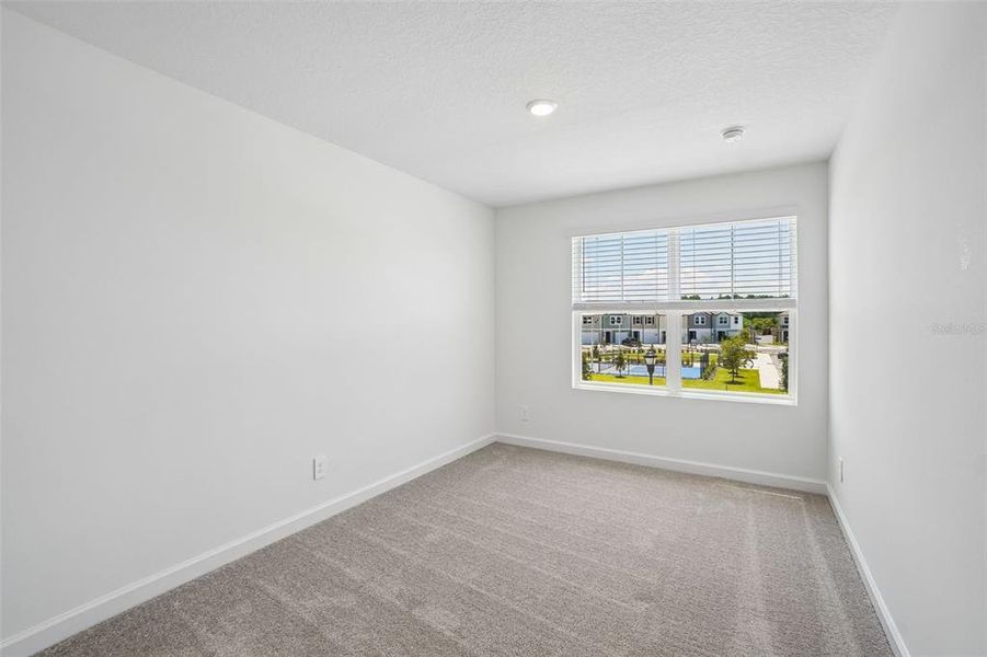 Spacious, unfurnished interior of a new home in , Tampa (Image 20).