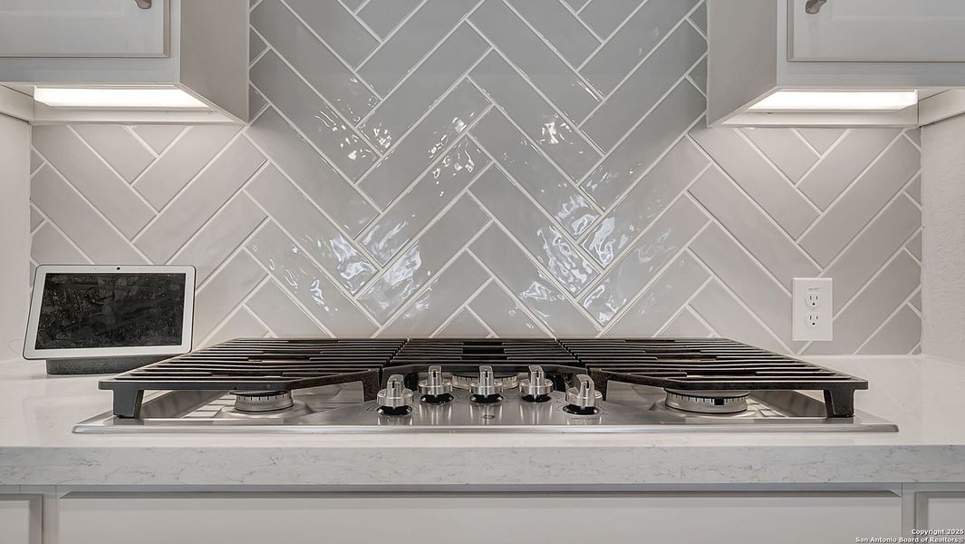 Close-up of interior finishes inside a home in Meadows Of Mill Creek 50', Seguin (Image 21). Close-up of interior finishes inside a home in Meadows Of Mill Creek 50', Seguin (Image 21).