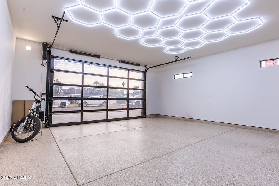 2536 E Indianola Ave-97