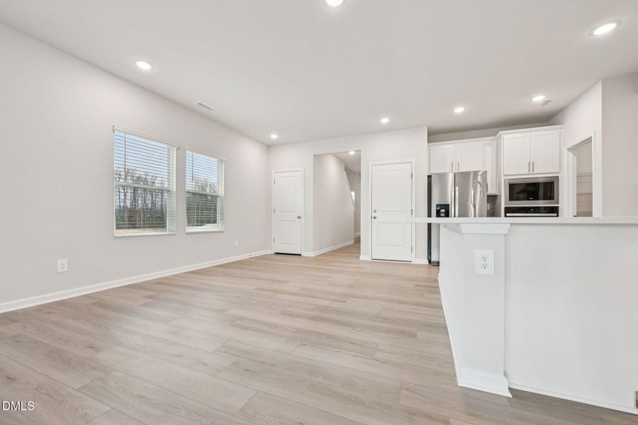 9-web-or-mls-Raleigh - Oak Manor - 649 R