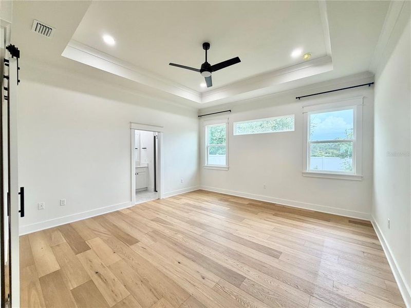 Spacious, unfurnished interior of a new home in , Gainesville (Image 42).