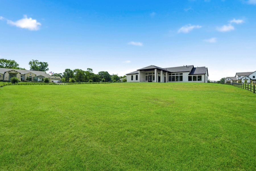 Exterior details and patio area of a home in Bentwood Farms, Montgomery (Image 28).