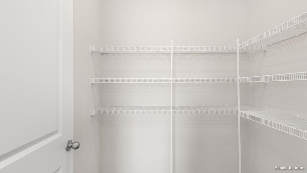 Spacious, unfurnished interior of a new home in Bella Point, Bolivia (Image 18).