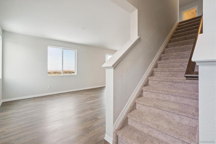 Spacious, unfurnished interior of a new home in Bradley Heights, Colorado Springs (Image 11).