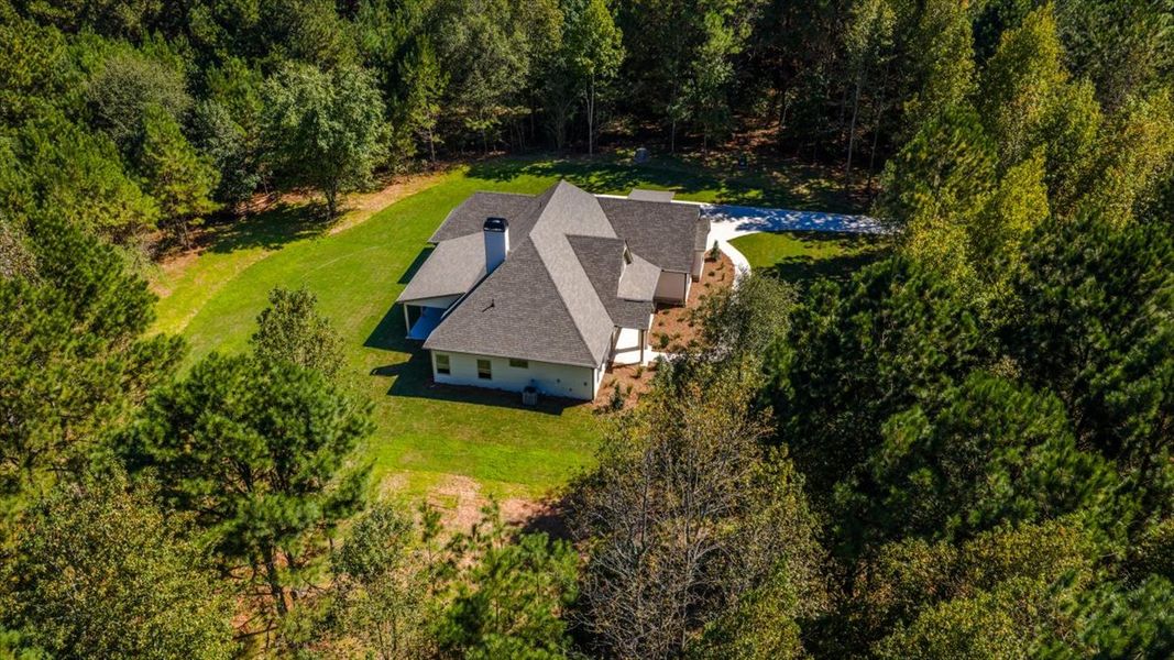 Image 49 of a home in White Oaks.