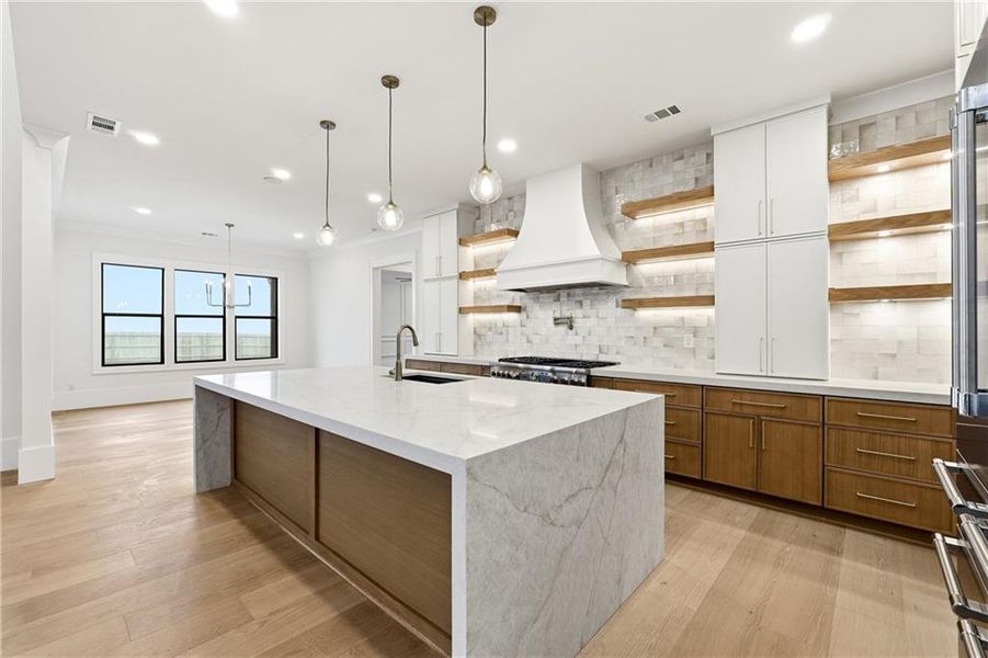 Furnished interior view inside a new home in , Buford (Image 10).