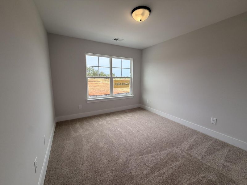 Spacious, unfurnished interior of a new home in Blythe Mill Townhomes, Waxhaw (Image 15).