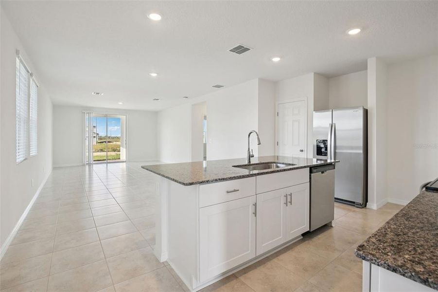 Furnished interior view inside a new home in , Lake Alfred (Image 10).