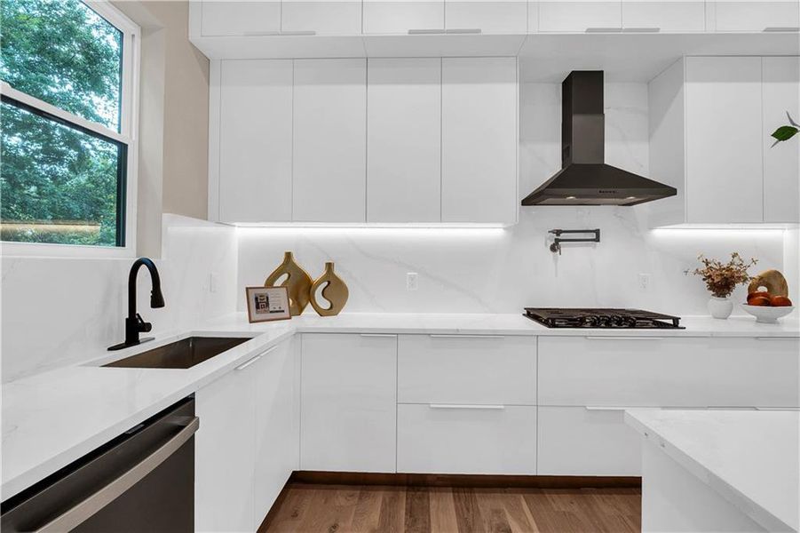 Image 36 of a home in .