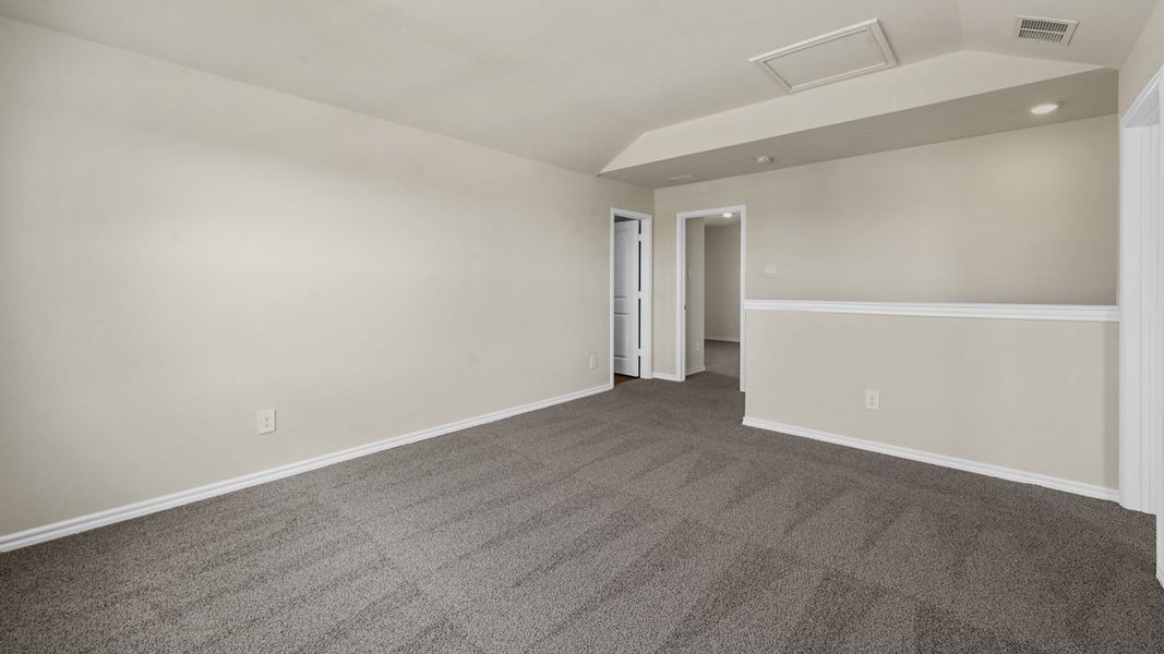 Spacious, unfurnished interior of a new home in Northspur, Terrell (Image 20).
