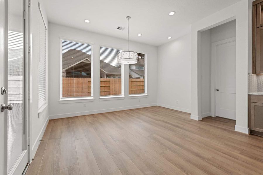 Representative unfurnished interior of a home built from the Malani – 60′ Lot by Chesmar Homes in Fulshear Lakes, Fulshear (Image 15).