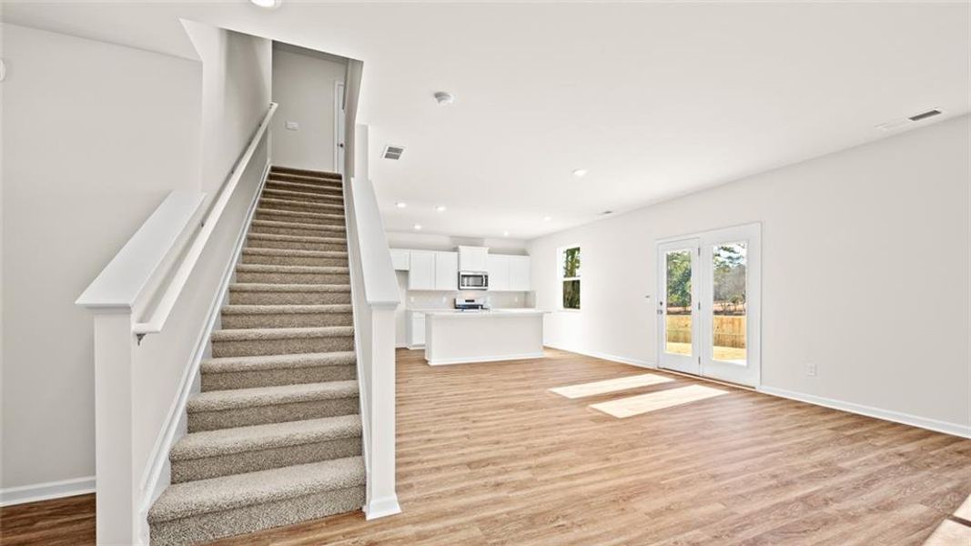 Spacious, unfurnished interior of a new home in Poplar Preserve, Newnan (Image 9).