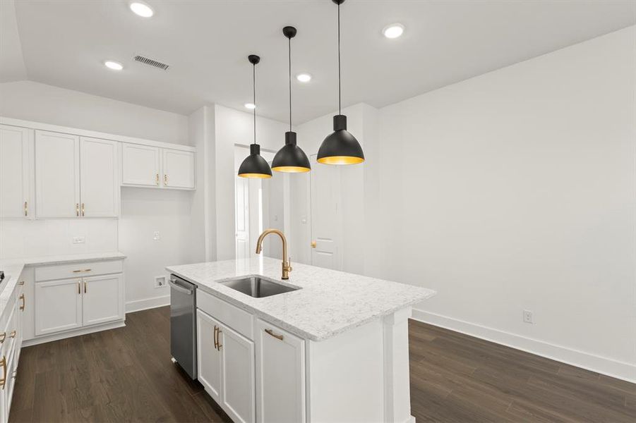 10. 2708 Painted - Kitchen (3)