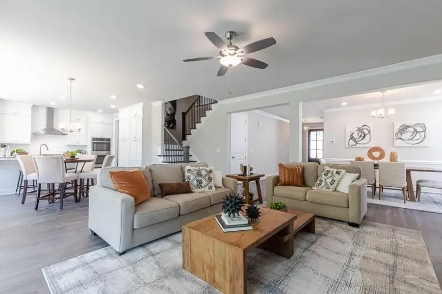 Furnished interior view inside a new home in Aberdeen, Hoschton (Image 39).