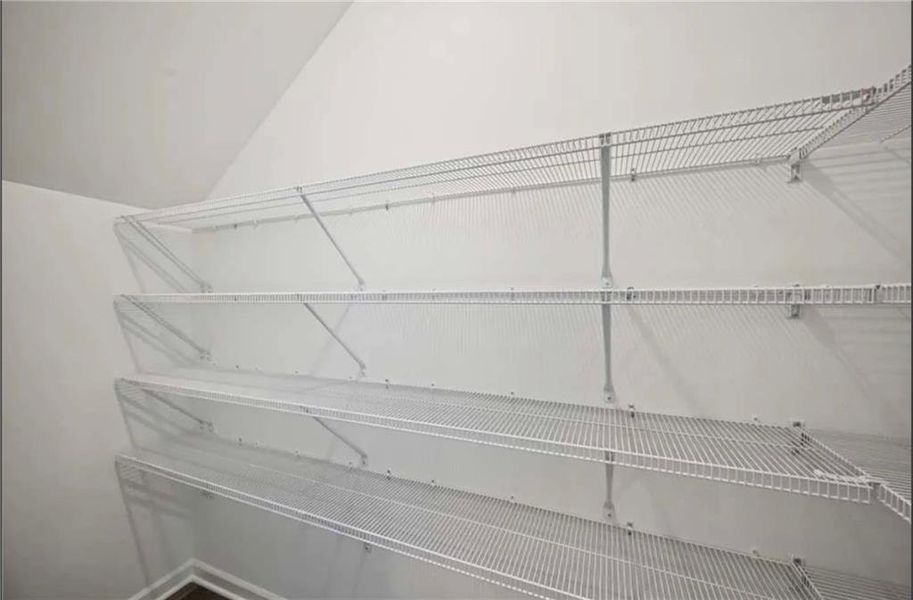 Spacious, unfurnished interior of a new home in Laurelwood, Douglasville (Image 22).