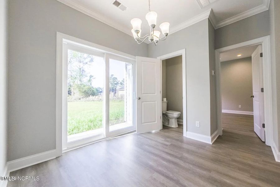 b7326b5def580f57ee69cf6c518d12af-uncropp