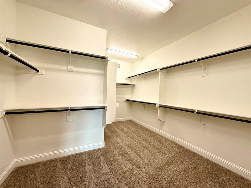 Spacious, unfurnished interior of a new home in , Godley (Image 27). Spacious, unfurnished interior of a new home in , Godley (Image 27).