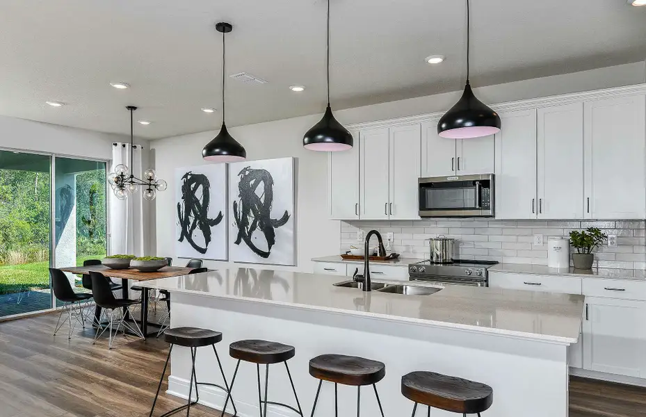 Furnished interior view inside a new home in Tohoqua, Kissimmee (Image 4).