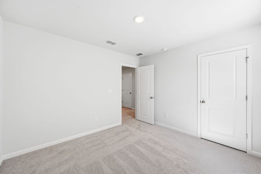 Spacious, unfurnished interior of a new home in Grand Arbor, Blythewood (Image 28).