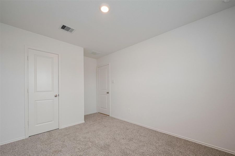 Spacious, unfurnished interior of a new home in Tamarron, Fulshear (Image 47). Spacious, unfurnished interior of a new home in Tamarron, Fulshear (Image 47).