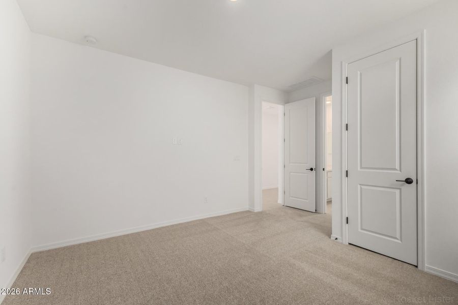 PHX_TylerRanch_Lot2041_Cobalt_24221_bed3